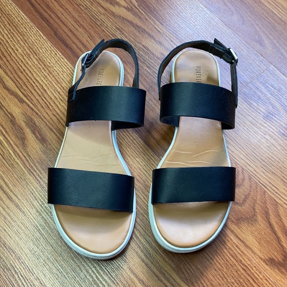 Forever21 Black Slingback Sandals - Picture 2 of 8